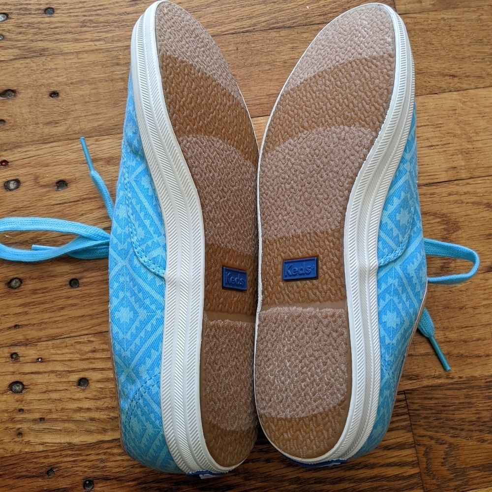 NWOT Keds Geometric Print Canvas Sneakers - Picture 2 of 6